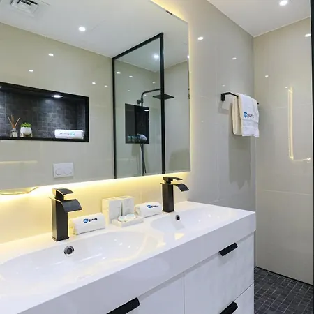 Higuests - Luxurious High-Rise Apartment With Stunning Views Dubai Esterno foto